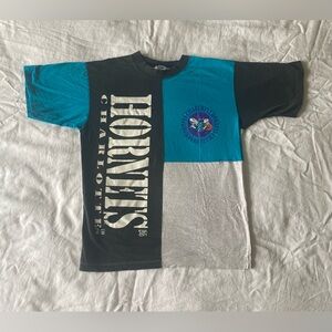 Charlotte Hornets Colorblock T-Shirt Men’s Large Teal Black Grey